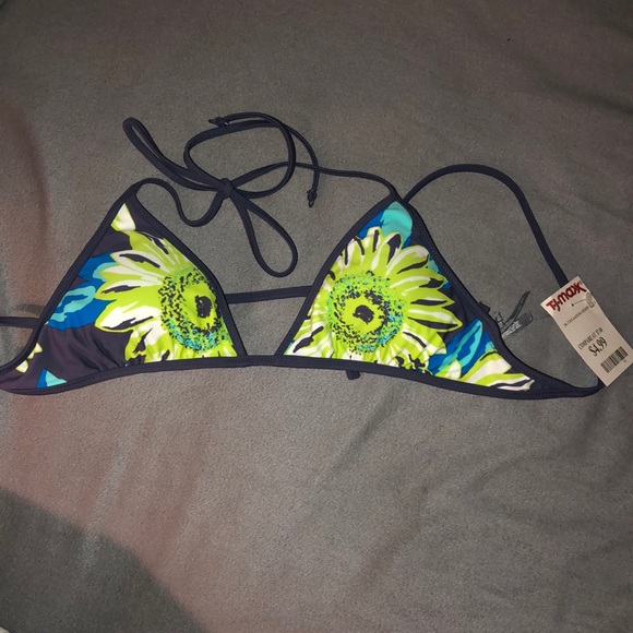 Bikini top - Picture 1 of 2